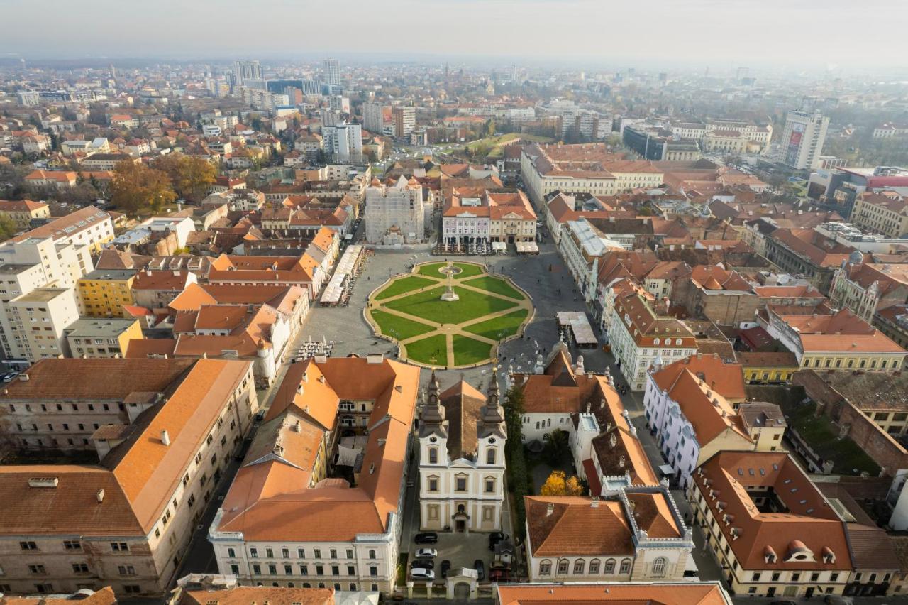Cozy Apartment In The Historical City Center Timisoara Esterno foto